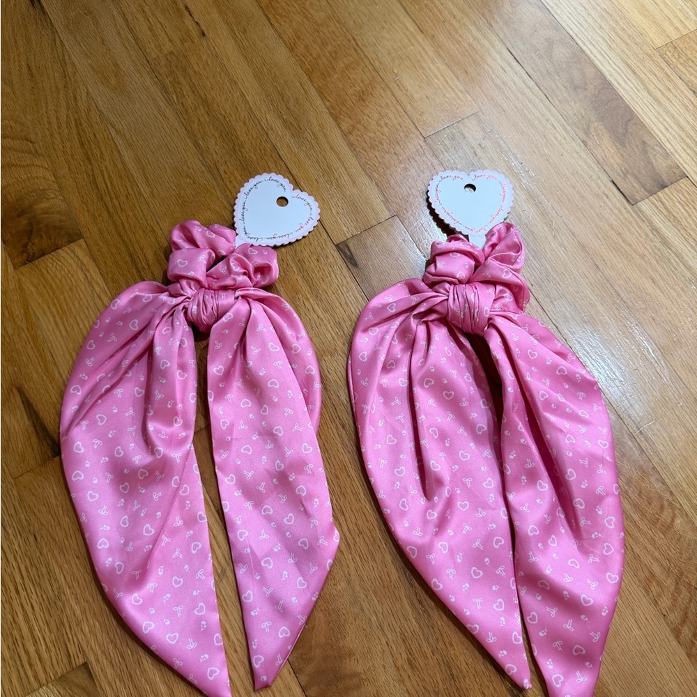 Valentines Rose Heart Bow Printed Twister with tails - Hair Scrunchies